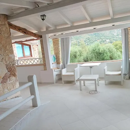 Sardinia Yellow House * Solanas (Cagliari)