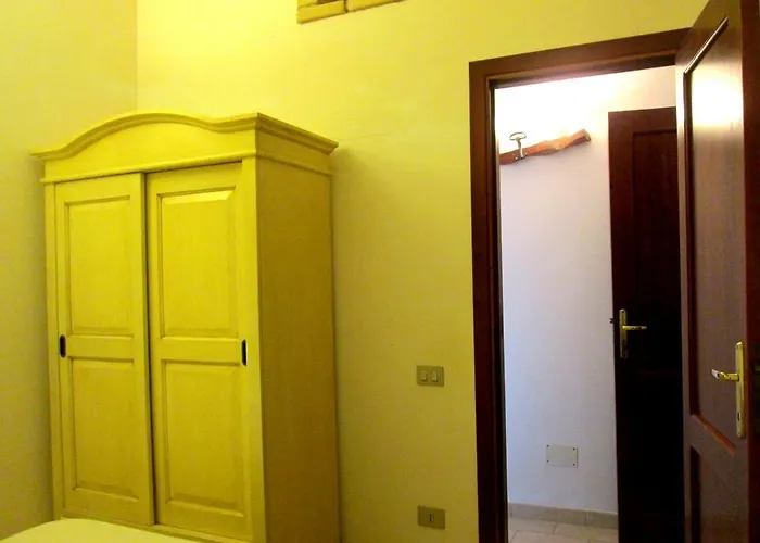 度假居 Sardinia Yellow House *