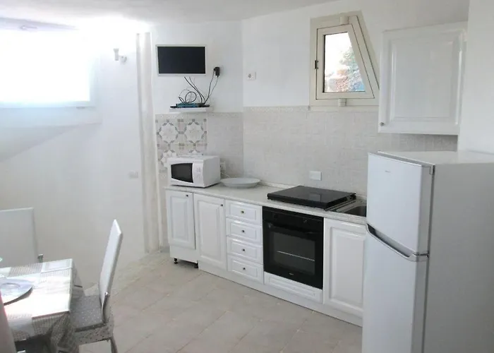 度假居 Sardinia Yellow House 索拉纳斯